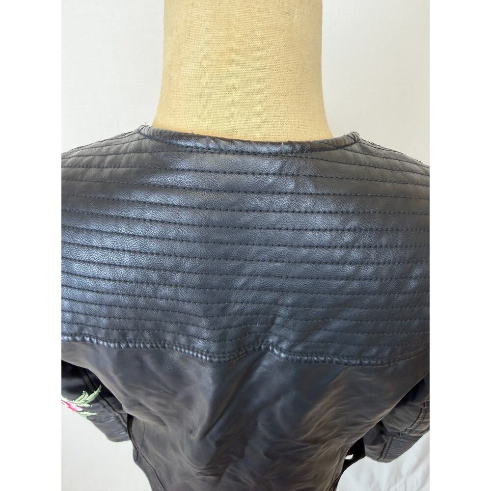 Top Shop Black Faux Leather Embroidered Moto Jacket Womens 10 / Medium #1-0166 - Picture 11 of 13